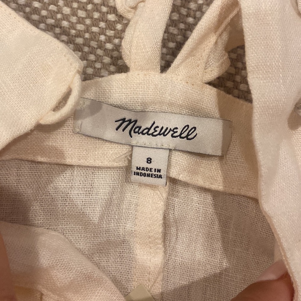 Light pink madewell tank with ruffles and buttons - Picture 2 of 6